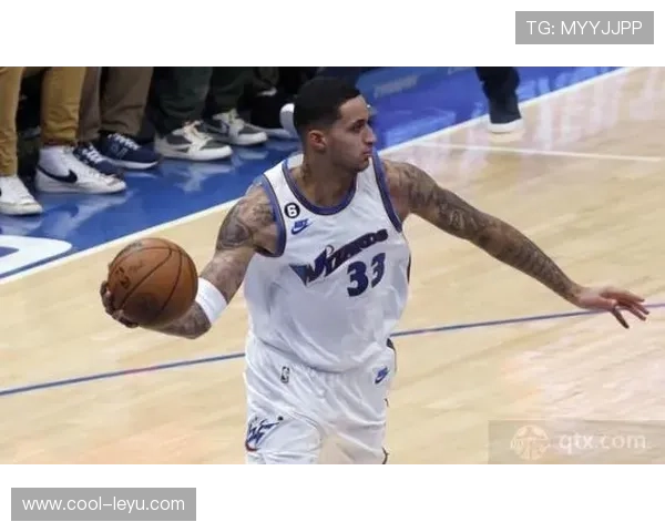 凯尔·库兹马无球跑动提升投篮效率明显拉开与以往差距