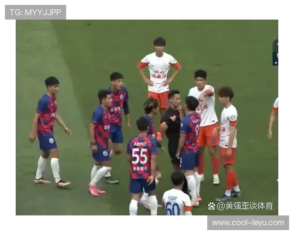 替补球员犯规如何判罚？裁判权责与规则全面解读