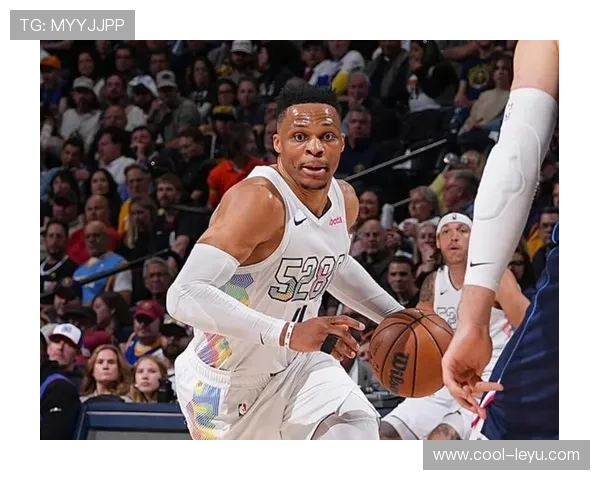 穆雷挡拆提升进攻节奏，关键时刻得分效率显著拉开差距